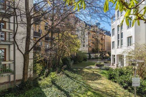 Rückseite - absolut ruhiger Innenhof - 2 Zimmer Etagenwohnung in München