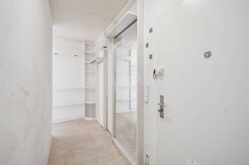 Eingangsbereich - 2 Zimmer Etagenwohnung zum Kaufen in Berlin