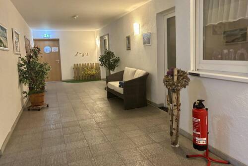 Flur zur Wohnung - 2 Zimmer Etagenwohnung in Rheine