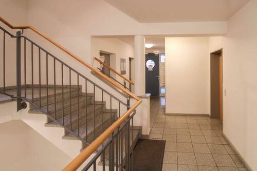 Hausflur Ansicht 03 - 