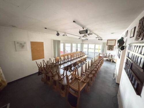 Saal - 
