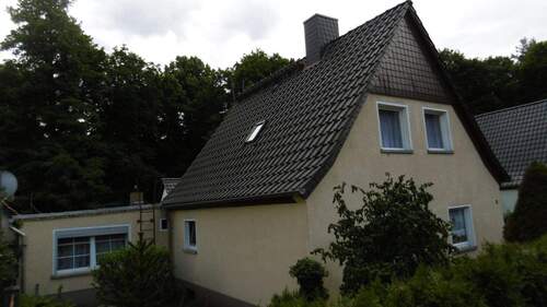 Seitenansicht mit Anbau - 