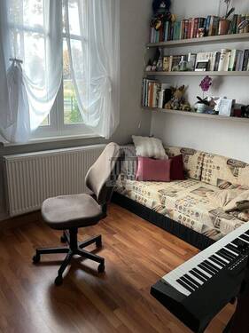 Kinder-/Arbeitszimmer - 