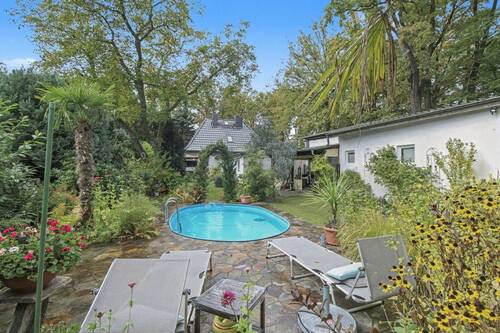 Garten mit Pool - 