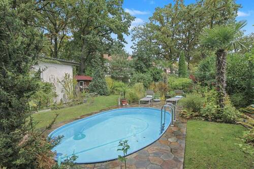 Garten mit Pool - 