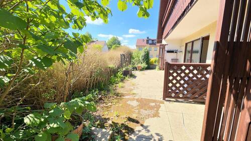 Terrasse Haus Hochwang - Mehrfamilienhaus, Wohnhaus mit 143,00 m&sup2; in Lenningen zum Kaufen