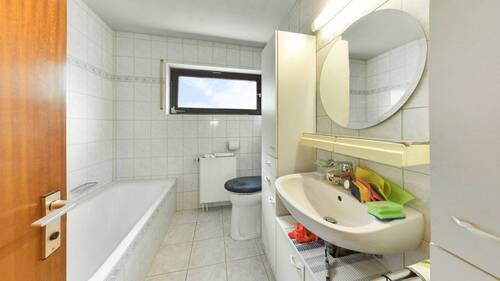 Badezimmer Erdgeschoss - 