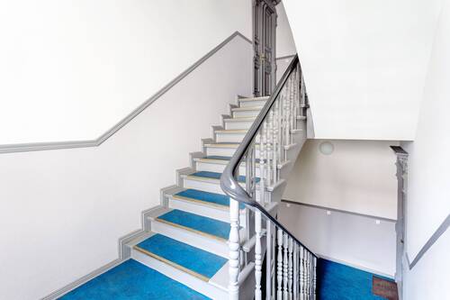 Gepflegtes Treppenhaus - 