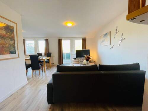 Blick ins WZ.jpeg - 2 Zimmer Etagenwohnung in Middelhagen