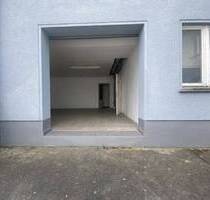 ++ Günstige große Lagerfläche Werkstatt mit Rolltor ++ in Niederwiesa