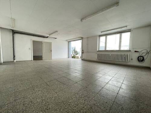 Bild 1 - Halle zur Miete in Niederwiesa