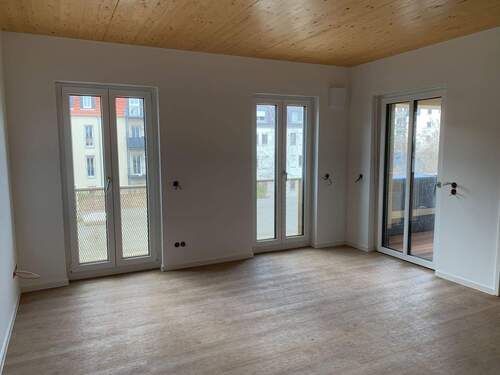 Wohnzimmer - 3 Zimmer Etagenwohnung zur Miete in Dresden