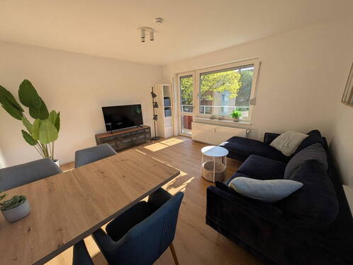 Bild 1 - Wunderschöne möblierte 3-Zi-Wohnung mit Balkon & Keller - ideal für Monteure & Langzeitmieter