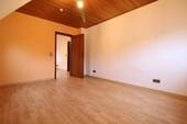 Schlafzimmer - Etagenwohnung mit 73,30 m&sup2; in Eltville am Rhein zum Kaufen