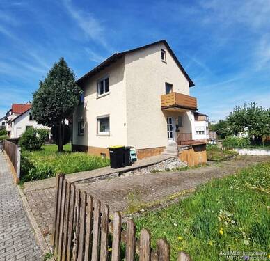 Einfamilienhaus + Hofeinfahrt - 5 Zimmer Einfamilienhaus in Eppingen
