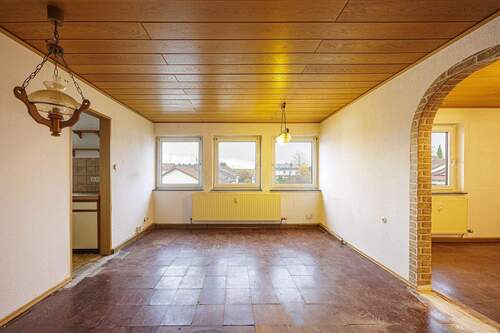 Wohnzimmer - 2 Zimmer Etagenwohnung zum Kaufen in Marbach am Neckar