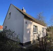 Solides Einfamilienhaus mit Stallung und Garten - Bugewitz