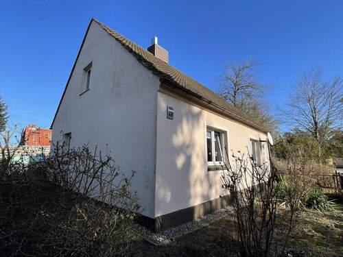 Ansicht Straße - 4 Zimmer Einfamilienhaus in Bugewitz