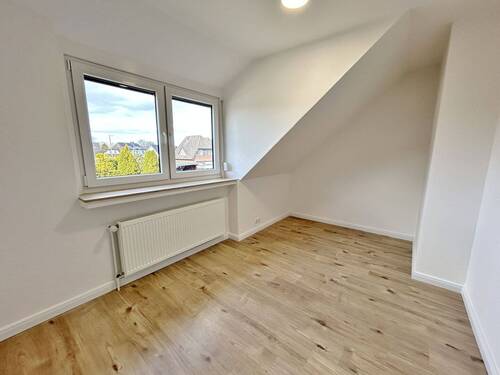 Büro - 4 Zimmer Etagenwohnung in Stuhr