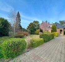 Absolute Privatsphäre, 5 Min. bis Moers! XL Süd-West-Garten auf 165 m2, 4,5 Z., 1824 m2 Grundstück.