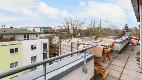 Dachterrasse 1 - 2 Zimmer Etagenwohnung in Leipzig