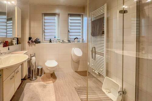 Übersicht Badezimmer EG - 