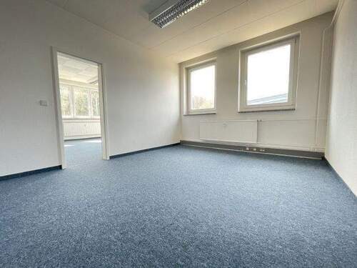 Bild 3 - 2 Zimmer Büro zur Miete in Niederwiesa