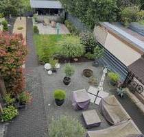 Schönes Ein oder Zweifamilienhaus mit Potenzial dazu einer Garage mit Gartendurchfahrt - Schwalbach