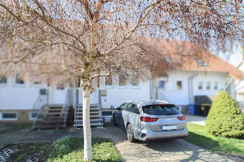 Vorderansicht - 5 Zimmer Reihenmittelhaus zum Kaufen in Leuna