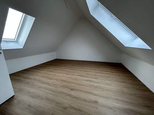 Spitzboden - hell und freundlich - 