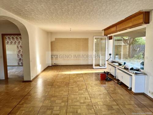 Wohnraum EG - 6 Zimmer Mehrfamilienhaus, Wohnhaus in Essen / Bedingrade