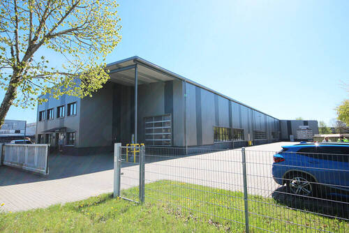 Einfahrtsbereich - Halle in Neumarkt in der Oberpfalz
