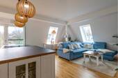 Wohnbereich mit offener Küche - 3 Zimmer Etagenwohnung zum Kaufen in Hohen Neuendorf