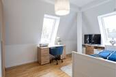 Kinderzimmer/Büro - 