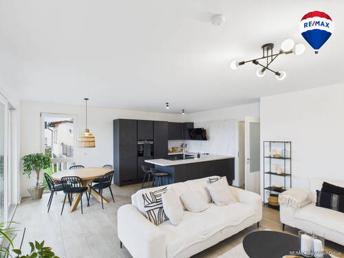 REMAX Immobilien DeLux Merzig - Saarlouis - Charmante Eigentumswohnung in Perl