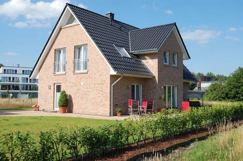 1_0.jpg - Landhaus mit Kapitänsgiebel in Zetel