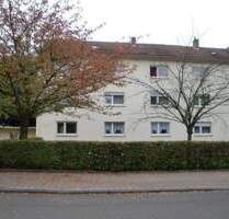 2 ZKB mit Balkon, Wannenbad mit Fenster, renoviert, Riegelsberger Str. 42, 66113 Saarbrücken