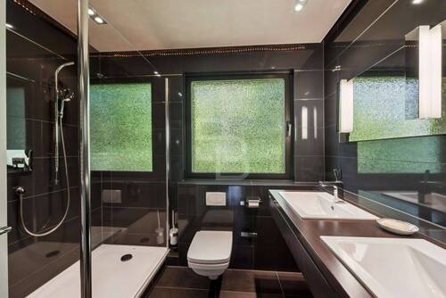 Modernes Badezimmer - 