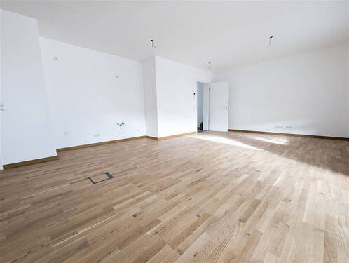 Großzügiger, offener Wohn-/Essbereich - 2 Zimmer Etagenwohnung in Deggendorf