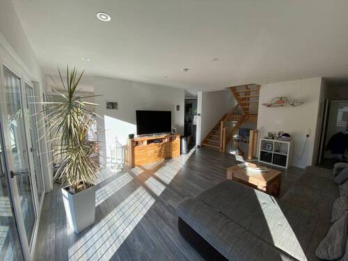 Modernes Wohnzimmer - 