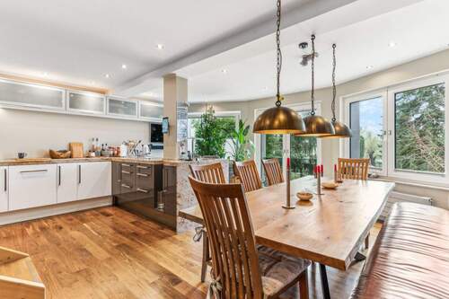 Wohn-Ess-Küchenbereich - 4 Zimmer Einfamilienhaus zum Kaufen in Berlin