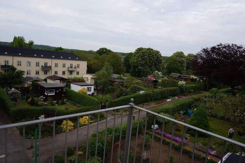 Blick Balkon zur Humboldthöhe - 