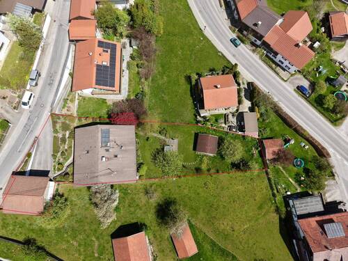 Vogelperspektive - Mehrfamilienhaus, Wohnhaus mit 208,00 m&sup2; in Saulgrub zum Kaufen