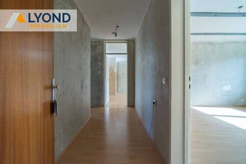 2. Wohnung Flur - 