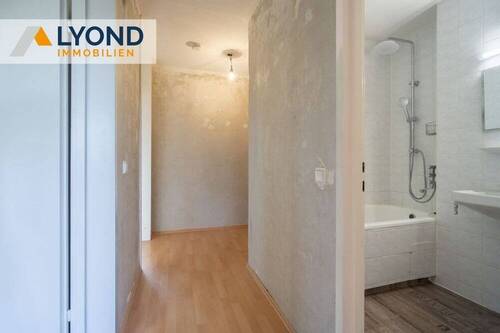 2. Wohnung Flur - 