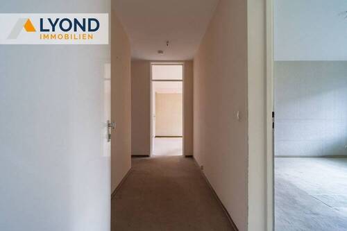 1. Wohnung Flur - Etagenwohnung mit 78,00 m² in Schwäbisch Hall zum Kaufen