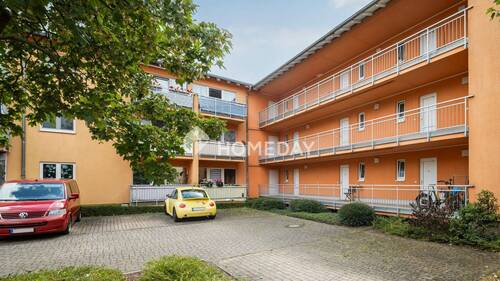 Außenansicht 3 - Gepflegte 2-Zimmer-Wohnung mit Balkon, Stellplatz und ruhiger Lage in Beucha