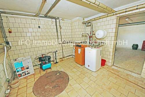 Heizungsraum im Keller - 