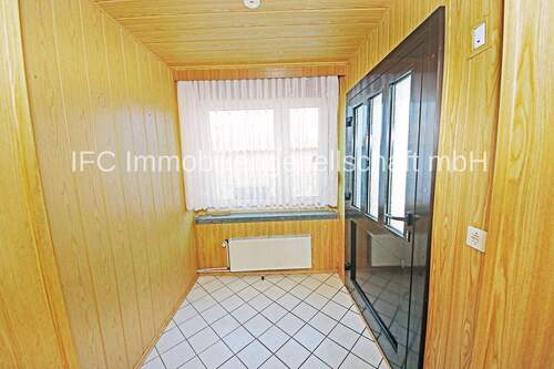 Hauseingang / Windfang im EG - 