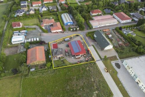 Drohnenansicht - Mehrfamilienhaus, Wohnhaus mit 173,80 m&sup2; in Lutter am Barenberge zum Kaufen